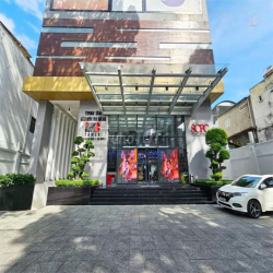 Cho thuê nhà MT đường Trần Quang Khải, Quận 1.