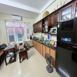 Cho thuê nhà riêng ngõ 40 Võ Thị Sáu - 30m2 - 5 tầng