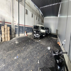 CHO THUÊ KHO 300m2 MẶT TIỀN ĐƯỜNG NGUYỄN KIỆM