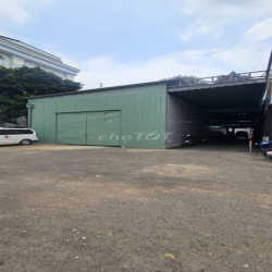 CHO THUÊ KHO 300m2 MẶT TIỀN ĐƯỜNG NGUYỄN KIỆM