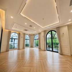 BUILDING MẶT TIỀN 10M – TRUNG TÂM SƯ VẠN HẠNH, QUẬN 10