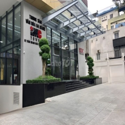 Cho thuê nhà MT đường Trần Quang Khải, Quận 1.
