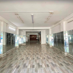 CHO THUÊ NHÀ NC MẶT TIỀN LUỸ BÁN BÍCH Q.TP dt 4.2x20 trệt 2 lầu