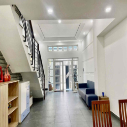 Cho Thuê Nhà Thạnh Lộc 17, Quận 12 DT 150m2 1Trệt 2Lầu 3Pn 3Wc Hẻm Ôtô