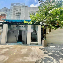 Cho Thuê Nhà Thạnh Lộc 17, Quận 12 DT 150m2 1Trệt 2Lầu 3Pn 3Wc Hẻm Ôtô