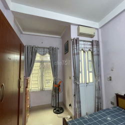 NHÀ MẶT ĐẤT CẦN CHO THUÊ (GIA ĐÌNH HOẶC VĂN PHÒNG)