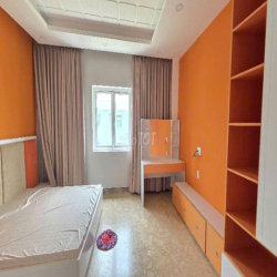 Nhà Melosa 125m2, đầy đủ nội thất, mới, vị trí đẹp, riêng tư