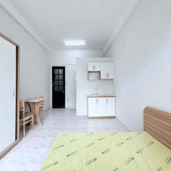 KHAi TRƯƠNG CĂN HỘ SUDIO BAN CÔNG NGAY ETOW  CỘNG HOÀ -TÂN BÌNH