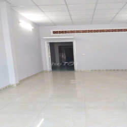 chính chủ cho thuê nhà. Ở hộ gia đình ít người. 