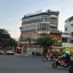 Góc 2 MT Phan Xích Long - Cù Lao