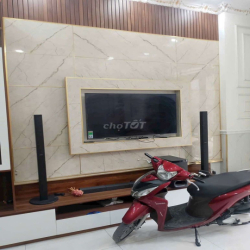 Nhà 1 trệt 2 lầu full nội thất đường số 6 BHH B bình tân 