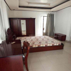 nhà 3 PHÒNG NGủ 4x10 nam kỳ khởi nghĩa. đủ nội thất