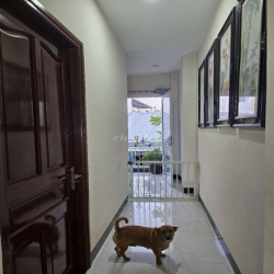 NHÀ BÁN ĐƯỜNG LÊ MINH NGƯƠN (GẦN NHÀ THUỐC PHI PHỤNG )