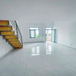 Dãy phòng mới ngay Chợ Thuận Đạo