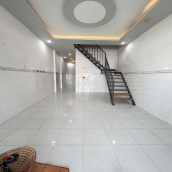 Nhà 2 phòng 1ml KdC Hưng pHú 2