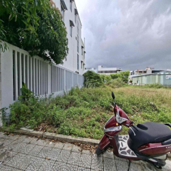 đất cho thuê Đường Nguyễn Đình Thi