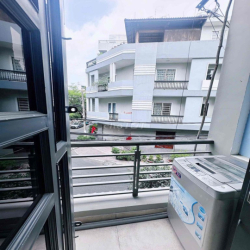 1PN Tách Bếp + Bancong thoáng mát + Máy Giặt Riêng