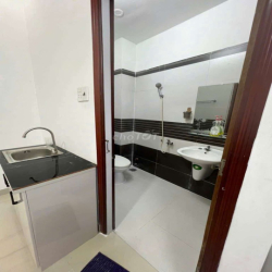 CHO THUÊ CĂN HỘ NGAY CÔNG VIÊN LÀNG HOA