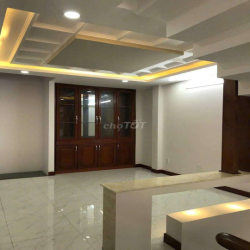 CHO THUÊ NHÀ HẺM XE HƠI 4PN 5WC NỘI THẤT CƠ BẢN DƯƠNG QUẢNG HÀM P5