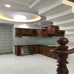 CHO THUÊ NHÀ HẺM XE HƠI 4PN 5WC NỘI THẤT CƠ BẢN DƯƠNG QUẢNG HÀM P5