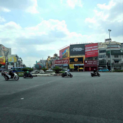 🚗NHÀ CÓ HẦM THÌ ĐỂ XE OK! KẾT CẤU 4 TẦNG TIỆN Ở VÀ VĂN PHÒNG!