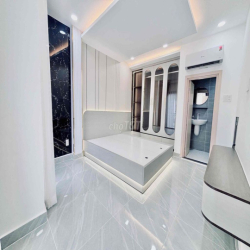 NHÀ PHỐ MỚI XÂY FULL NỘI THẤT CAO CẤP