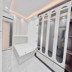 NHÀ PHỐ MỚI XÂY FULL NỘI THẤT CAO CẤP