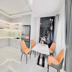 NHÀ PHỐ MỚI XÂY FULL NỘI THẤT CAO CẤP
