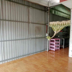 Cho thuê nhà nguyên căn, 2 phòng ngủ, 1 nhà vệ sinh, bếp, phòng khách