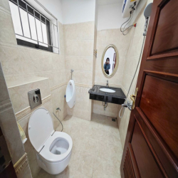 Cho thuê sàn văn phòng Thái Hà 75m2 14tr thoáng trước sau mặt tiền 5m