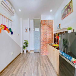 💥Cho thuê Căn hộ Duplex Full nội thất, Bancony thoáng mát, thang máy