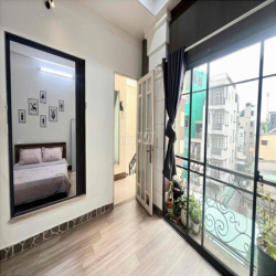 căn hộ như hình 55m2 đường cmt8, full nội thất