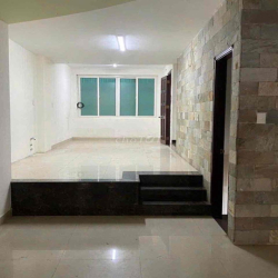 Nhà Hầm 3 Lầu View Công Viên Nguyên Hồng, Bình Thạnh – Chỉ 23 Triệu/Th