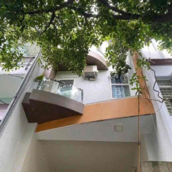 Nhà Hầm 3 Lầu View Công Viên Nguyên Hồng, Bình Thạnh – Chỉ 23 Triệu/Th