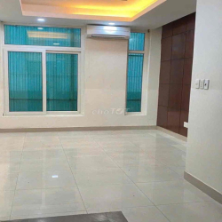 Nhà Hầm 3 Lầu View Công Viên Nguyên Hồng, Bình Thạnh – Chỉ 23 Triệu/Th