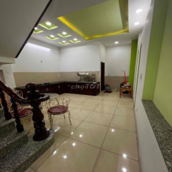 NHÀ ĐẸP SÁT BÊN CHUNG CƯ 4S 3PN 3WC Ở GIA ĐÌNH VPCTY + KD ONLINE