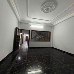 Cho thuê  nguyên căn  mặt tiền đường lớn