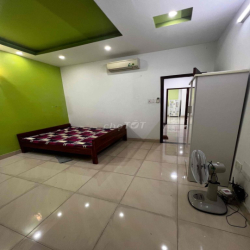 NHÀ ĐẸP SÁT BÊN CHUNG CƯ 4S 3PN 3WC Ở GIA ĐÌNH VPCTY + KD ONLINE