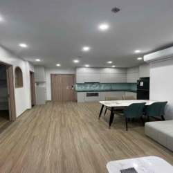 cho thuê gấp 2n đủ đồ TC2 vinhomes smart city, giá rẻ