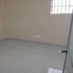 Nhà trệt lầu 2pn2wc hẻm xe hơi 793 Trần Xuân Soạn 