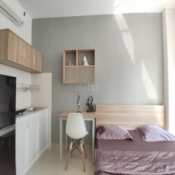 Studio ban công đầy đủ tiện nghi, nhà mới sạch sẽ