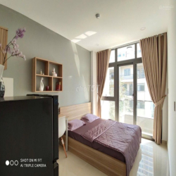Studio ban công đầy đủ tiện nghi, nhà mới sạch sẽ