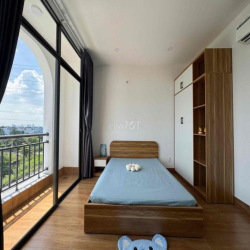 CHO THUÊ CĂN HỘ STUDIO BAN CÔNG TO-Full nội thất-Ngay gần Sala
