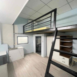 Phòng duplex cửa sổ thoáng mát