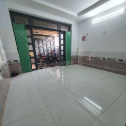 Kho Nhà Chính 4x9 1lầu 2pn 1wc 1Máy Lạnh 