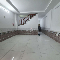 Kho Nhà Chính 4x9 1lầu 2pn 1wc 1Máy Lạnh 