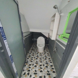 Kho Nhà Chính 4x9 1lầu 2pn 1wc 1Máy Lạnh 