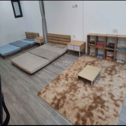 Nhà riêng cho thuê ngõ 150 Đê Trần Khát Chân