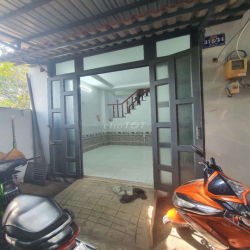 Kho Nhà Chính 4x9 1lầu 2pn 1wc 1Máy Lạnh 