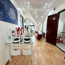 CHO THUÊ CĂN HỘ 2 PHÒNG NGỦ FULL NỘI THẤT ĐƯỜNG TRẦN QUANG KHẢ